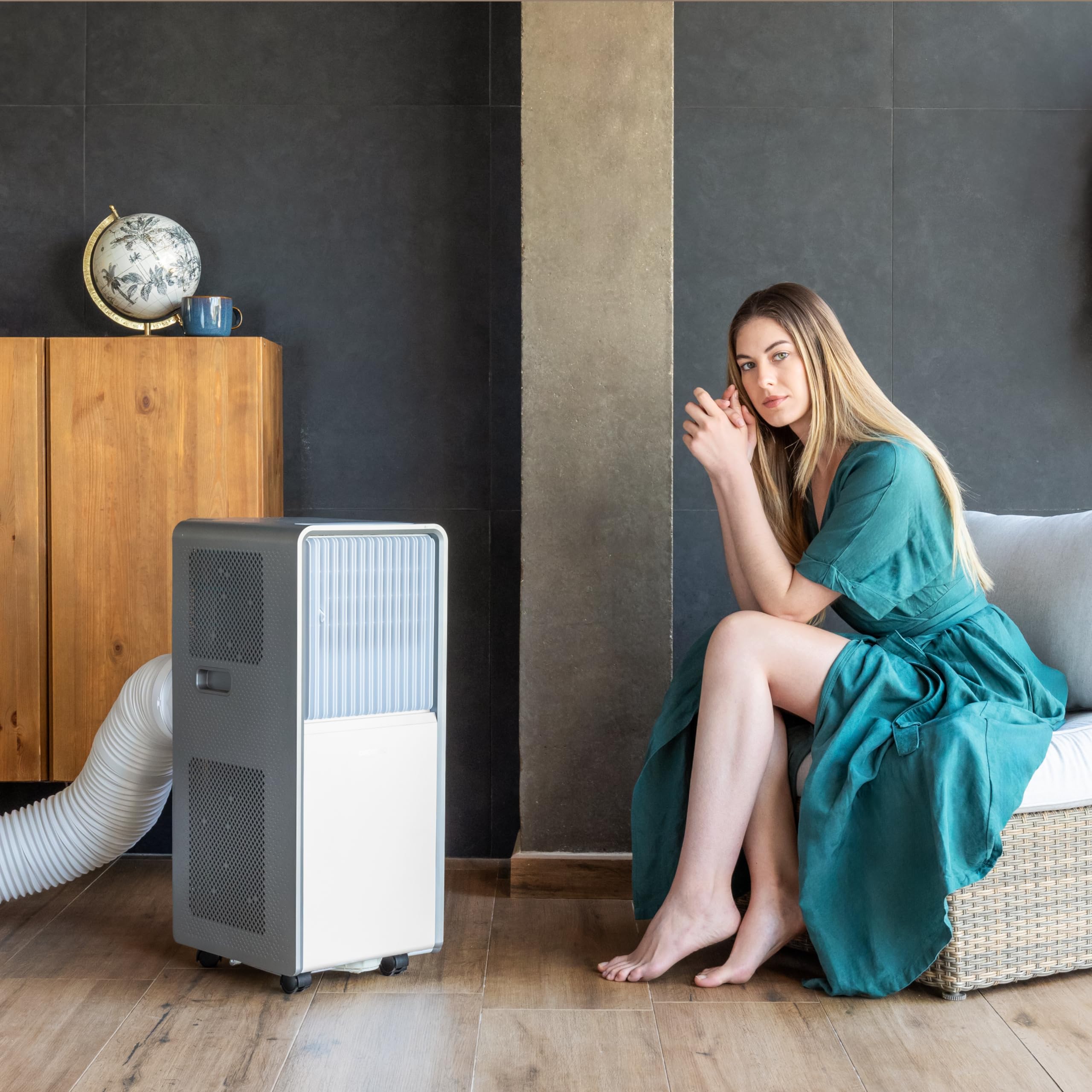 Cecotec ForceClima 12850 Aire Acondicionado Portátil 12000 BTU Wifi Bomba de Calor LED 28 m²