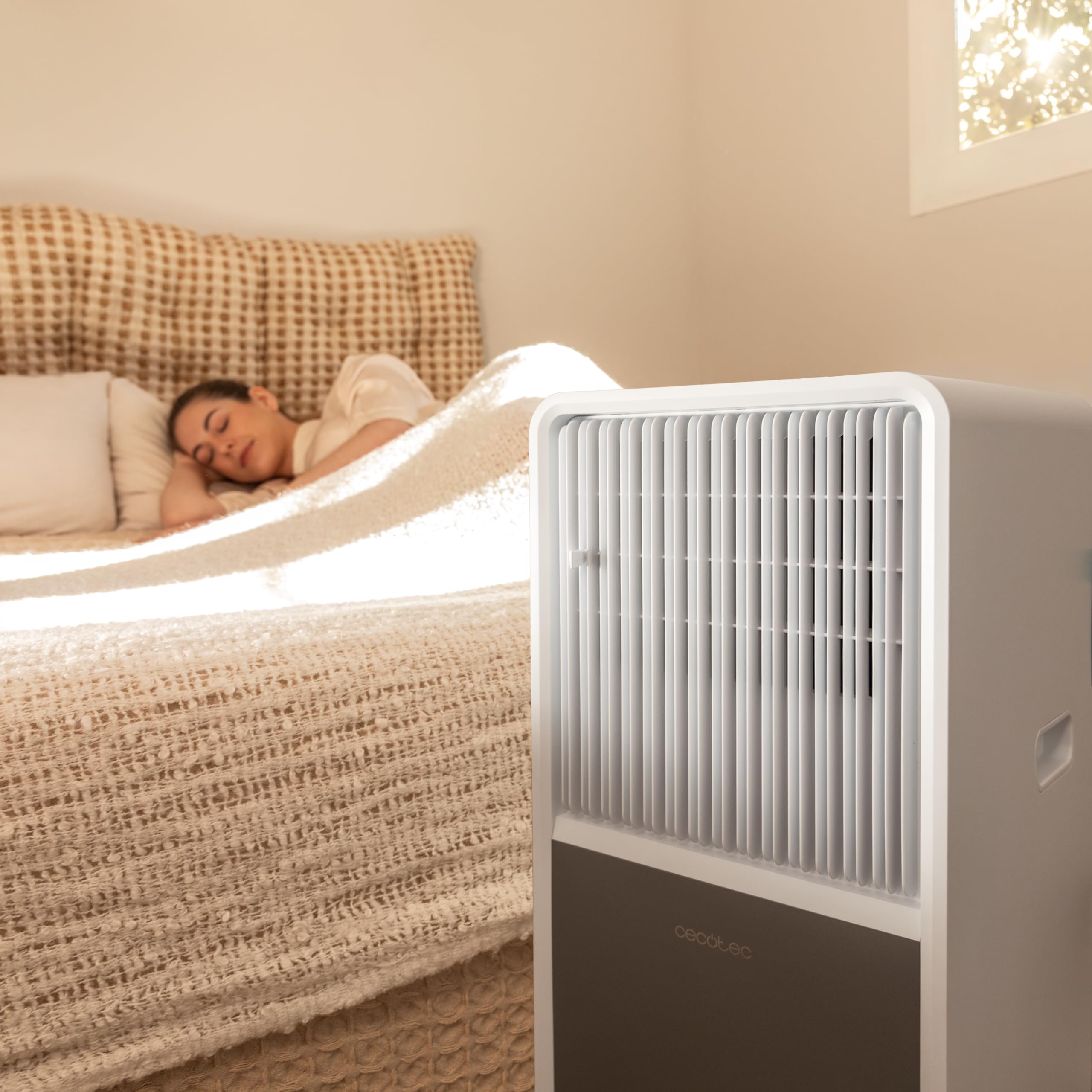 Cecotec ForceClima 9450 Aire Acondicionado Portátil 9000 BTU Bomba de Calor LED Mando 16 m² Blanco