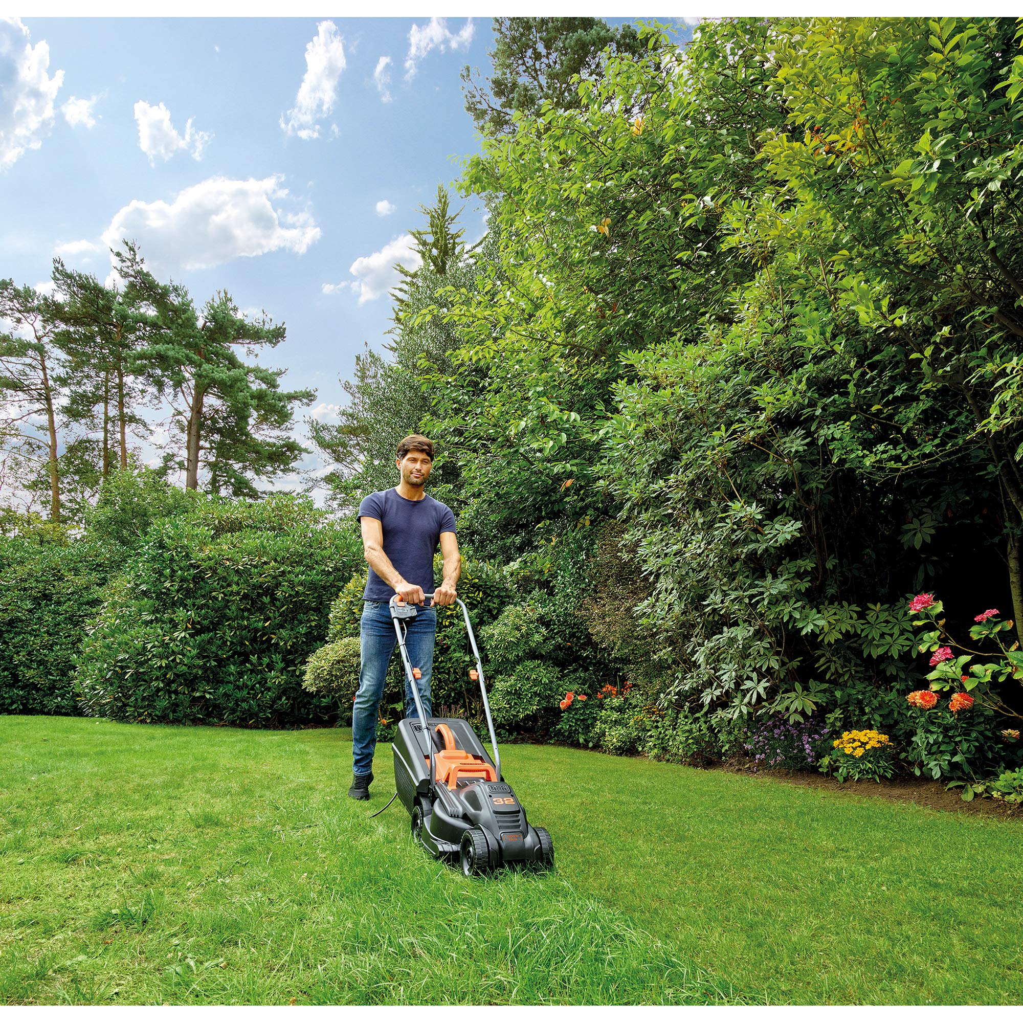 BLACK+DECKER Cortacésped Eléctrico 1000W 32cm + Desbrozadora, 35L, 250m² - BEMW351GL2